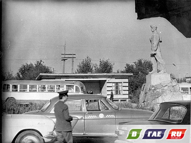 Сколько лет шахтеру? Сколько лет шахтеру?