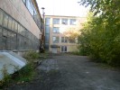 Были на лице улыбки, а сейчас они поникли ( о заводе игрушки)