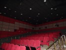 В гайском кинозале появились лифт и сиденья